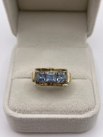 8ct gold synthetic spinel ring