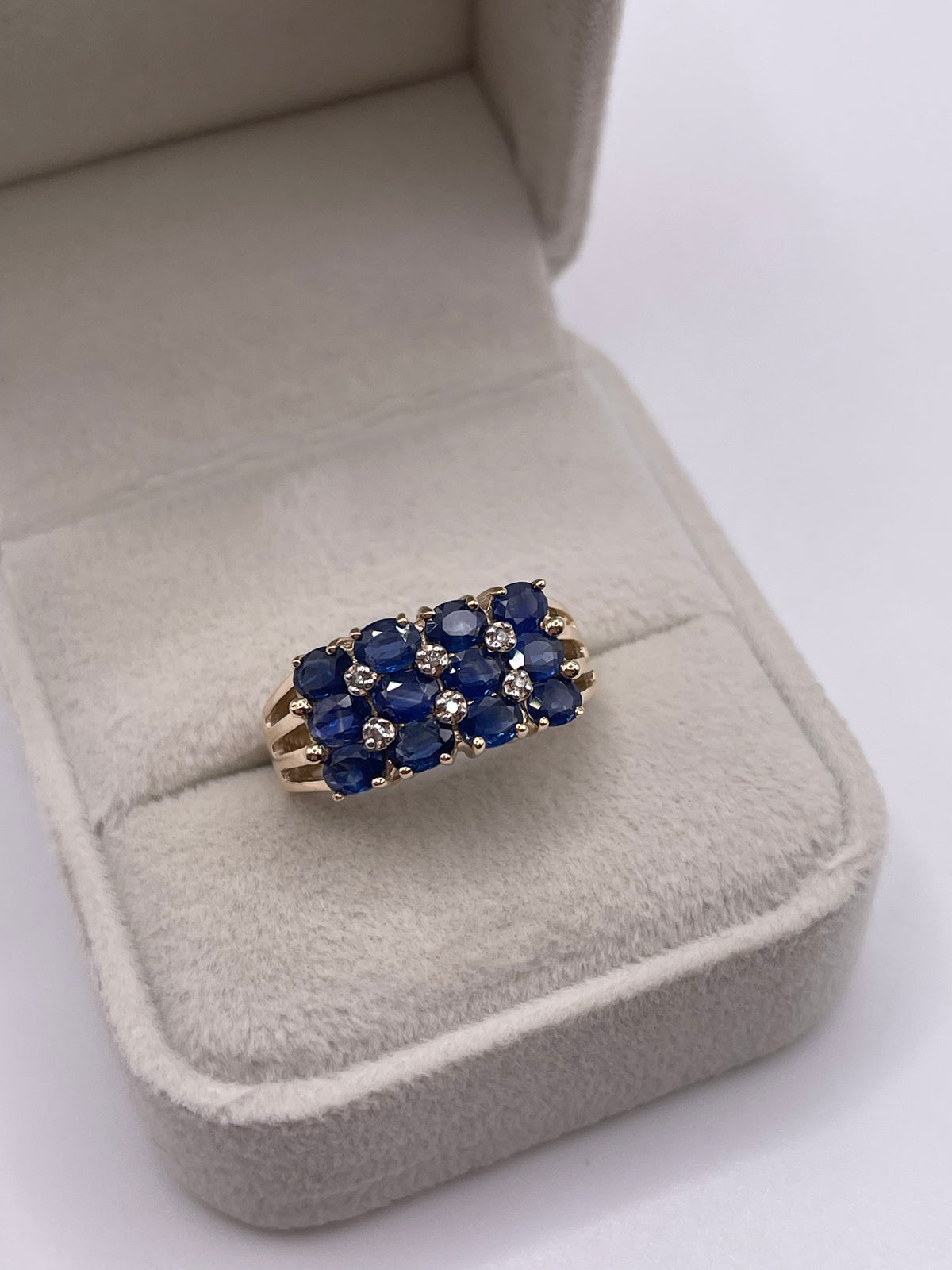 9ct gold kyanite and diamond ring
