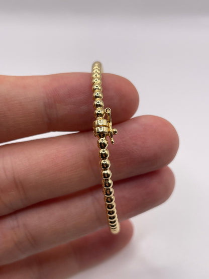 9ct gold bangle
