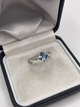 Load image into Gallery viewer, 9ct white gold bi coloured tanzanite ring
