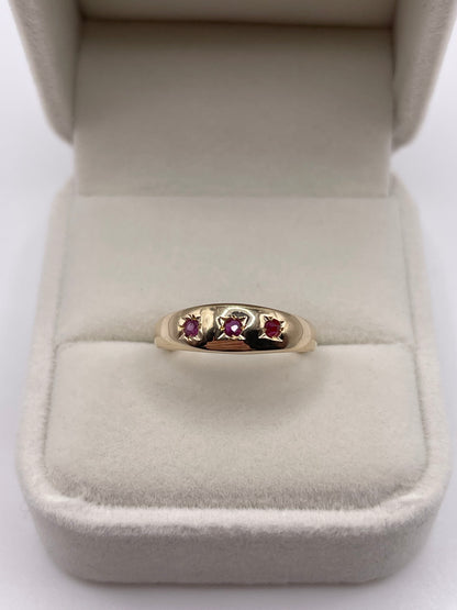 9ct gold ruby gypsy ring