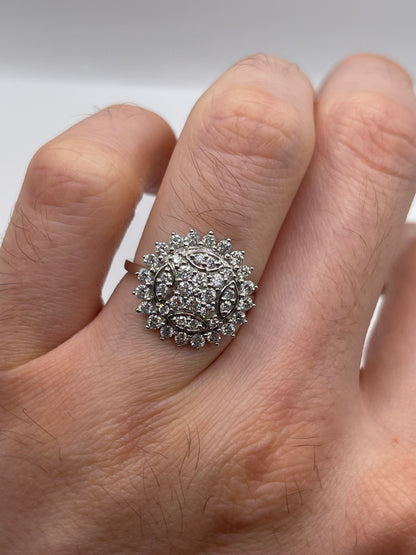18ct white gold diamond cluster ring