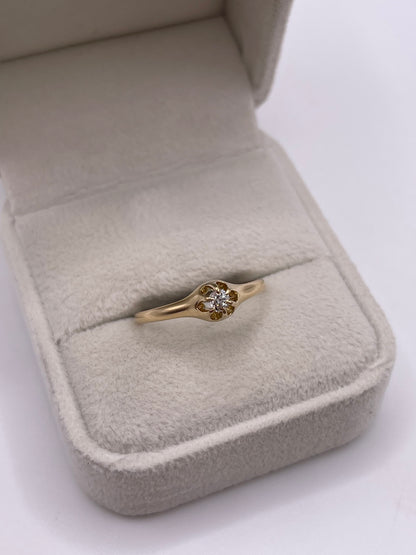 9ct gold old cut diamond gypsy ring