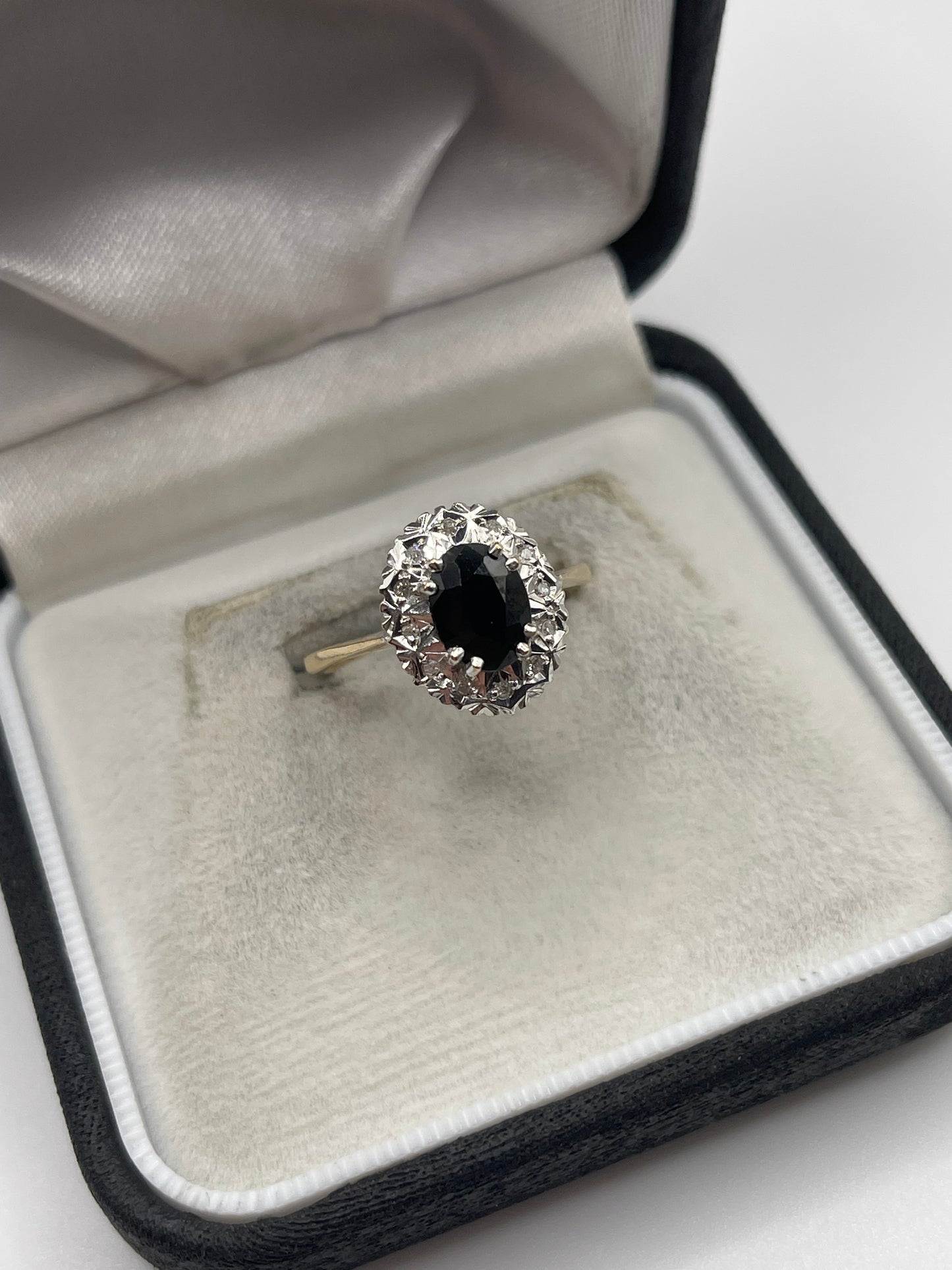9ct gold sapphire and diamond ring
