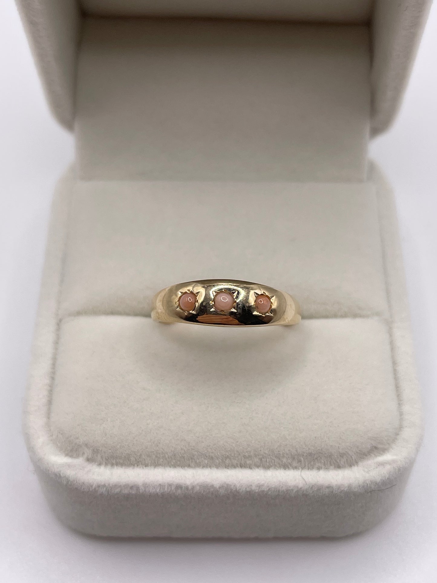 9ct gold coral gypsy ring