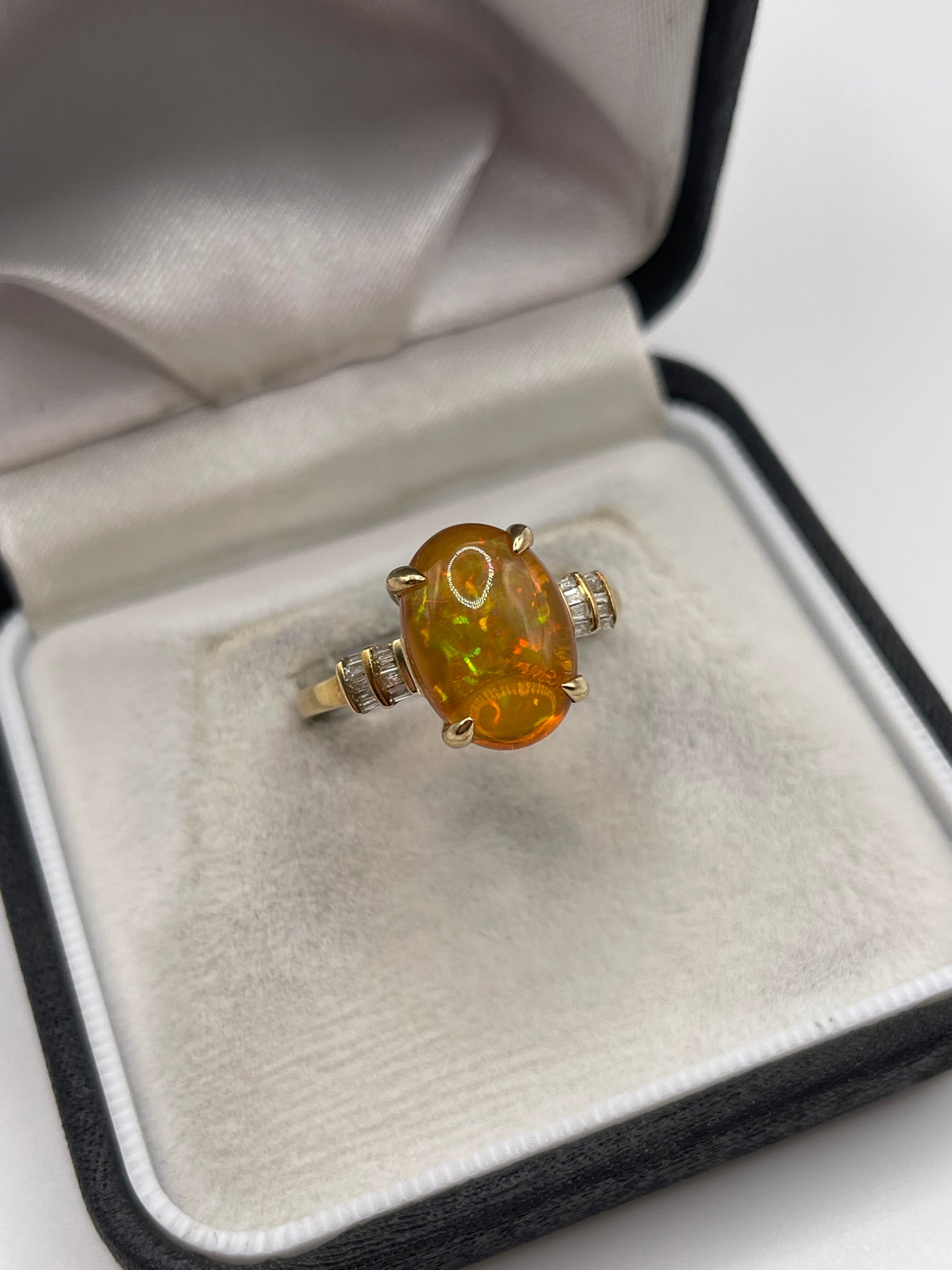 9ct gold opal and diamond ring