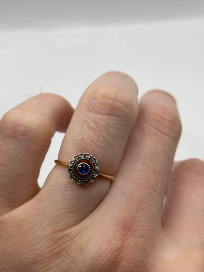 18ct gold sapphire and diamond ring