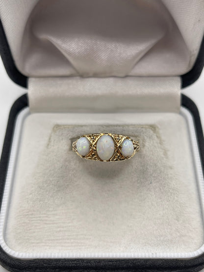 9ct gold opal and diamond ring