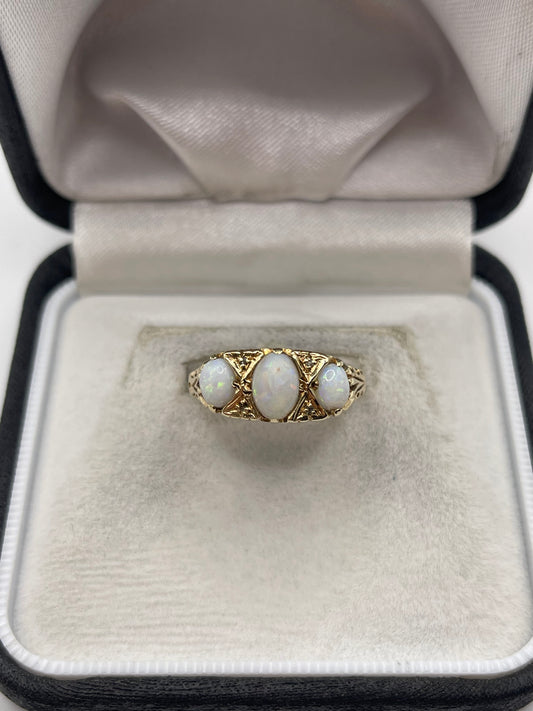 9ct gold opal and diamond ring