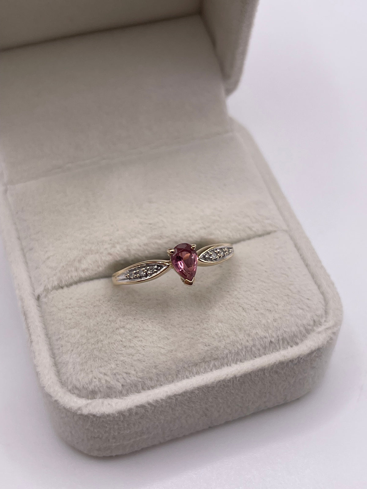 9ct gold tourmaline and diamond ring
