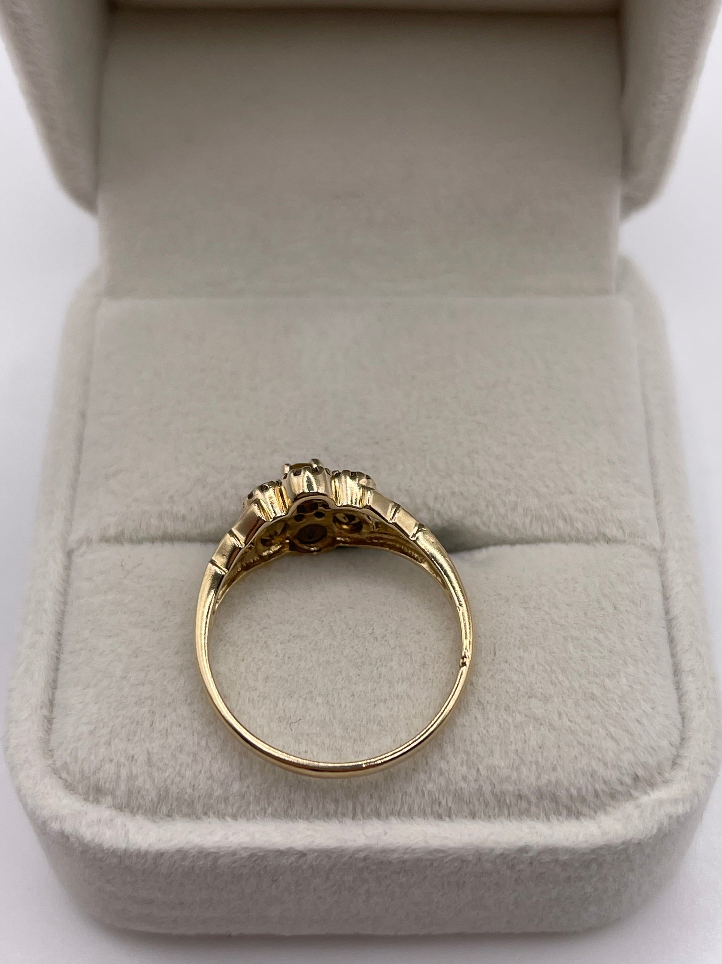 9ct gold citrine cluster ring