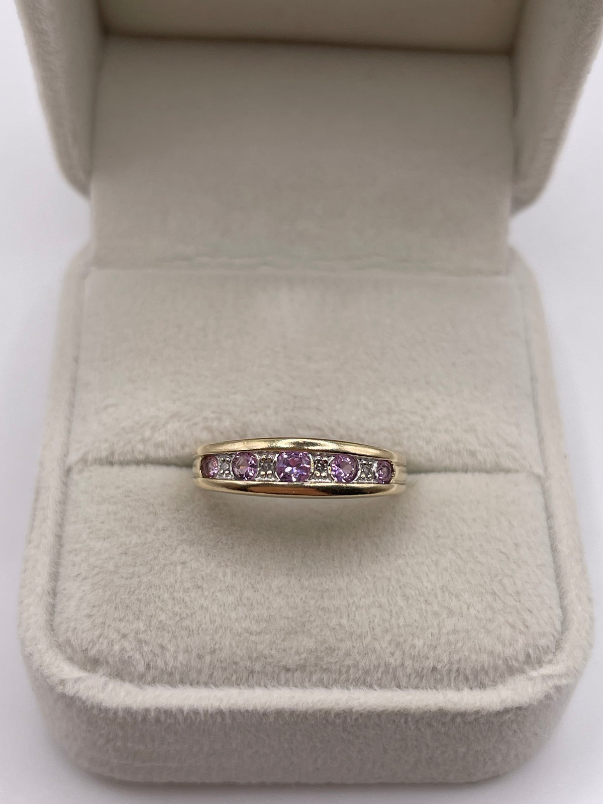 9ct gold pink sapphire and diamond ring
