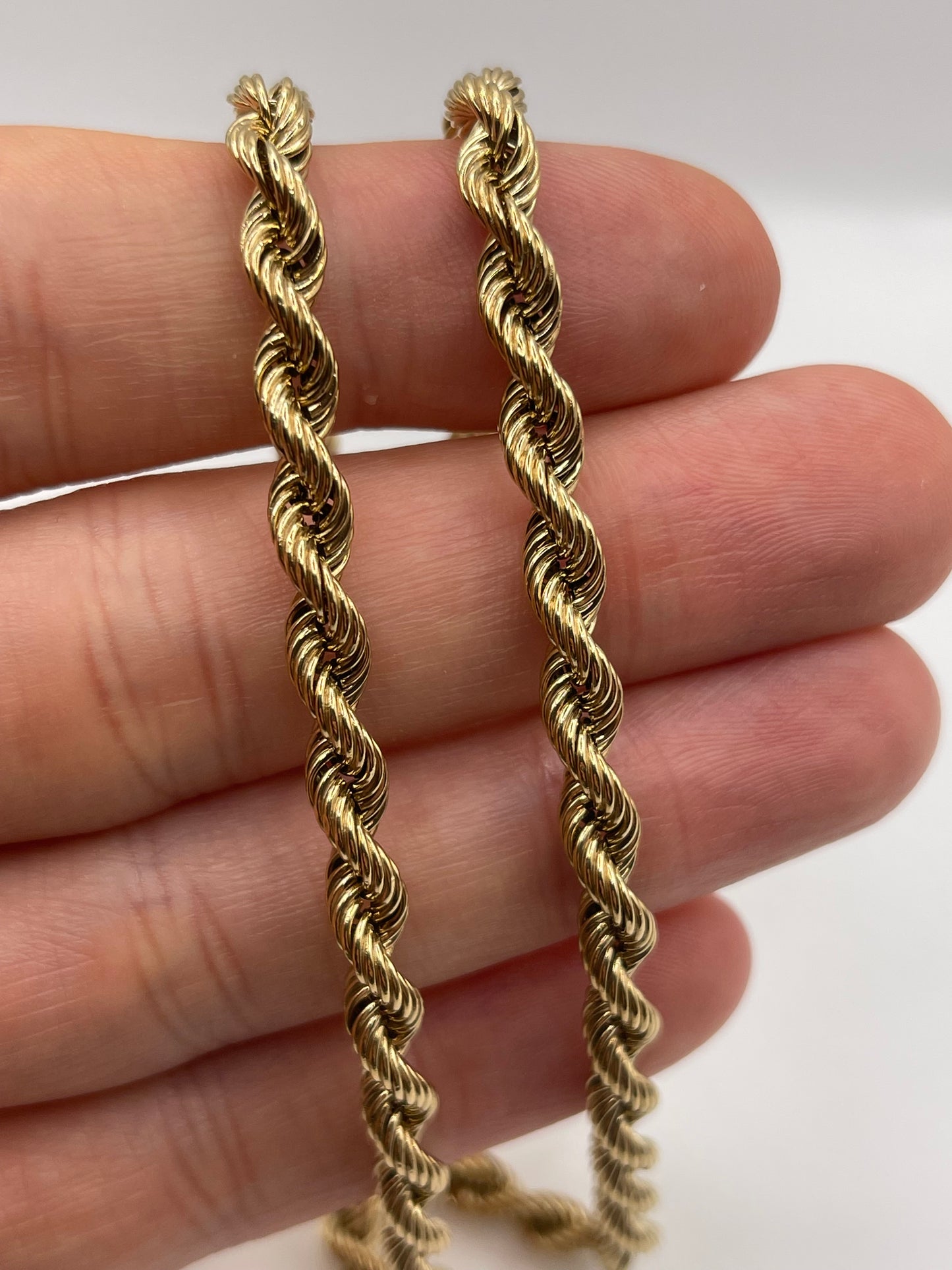 9ct gold chain 517