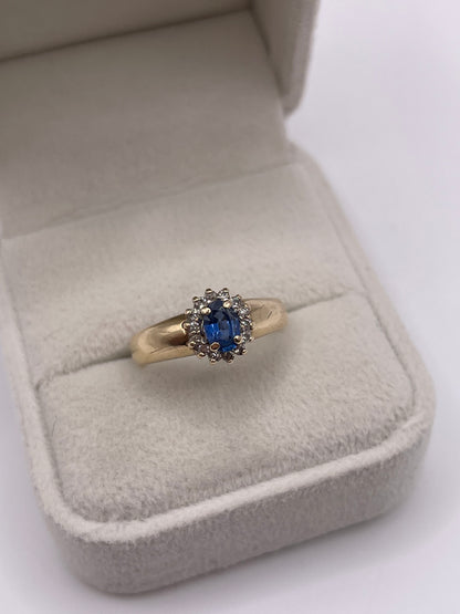 9ct gold sapphire and diamond ring