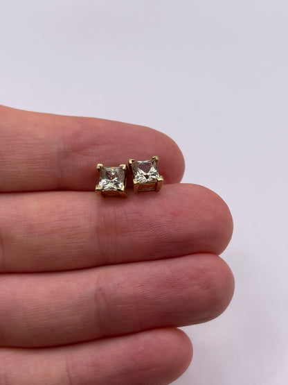 9ct gold quartz earrings