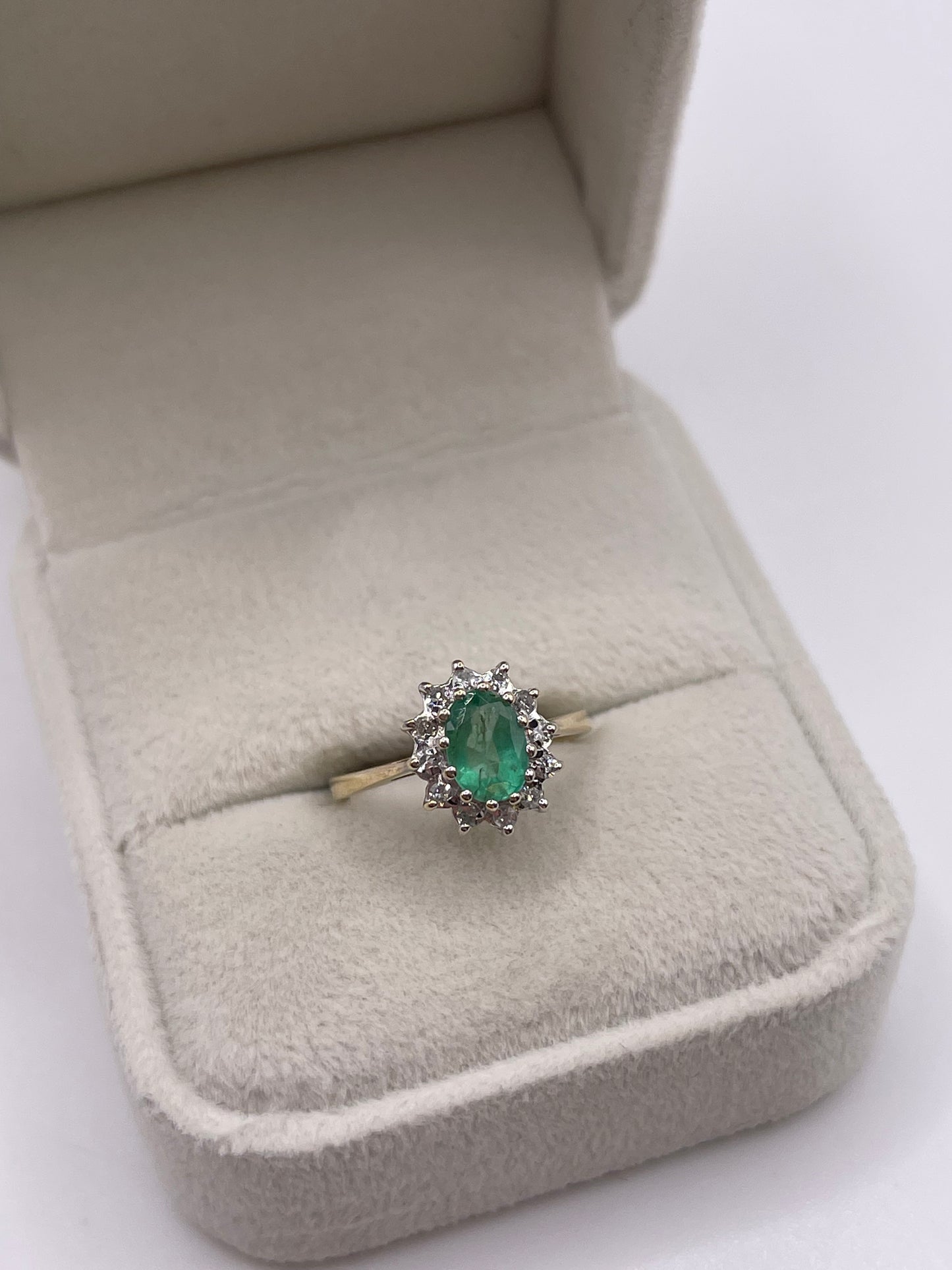 9ct gold emerald and diamond ring