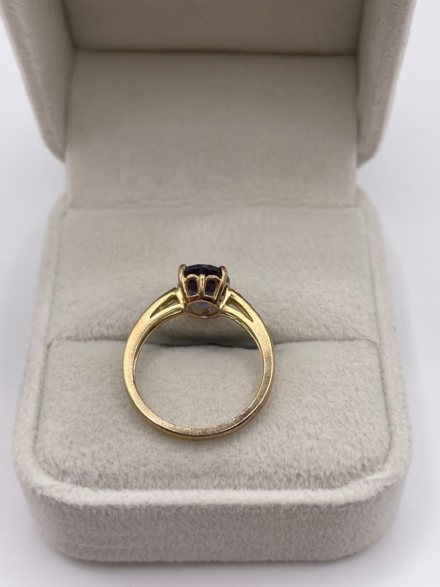 9ct gold iolite and diamond ring