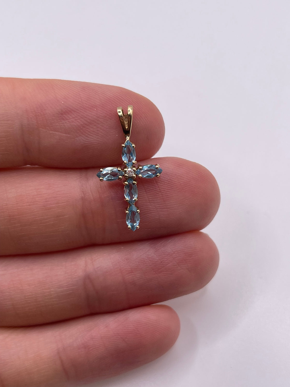 9ct gold topaz and diamond cross pendant