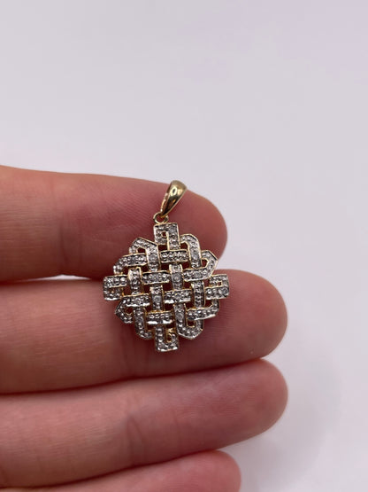 9ct gold diamond cluster pendant