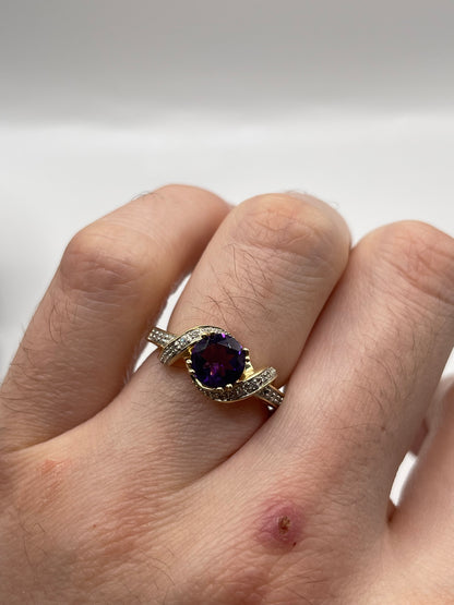 9ct gold amethyst and diamond ring