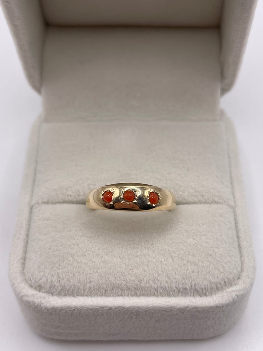 9ct gold coral gypsy ring