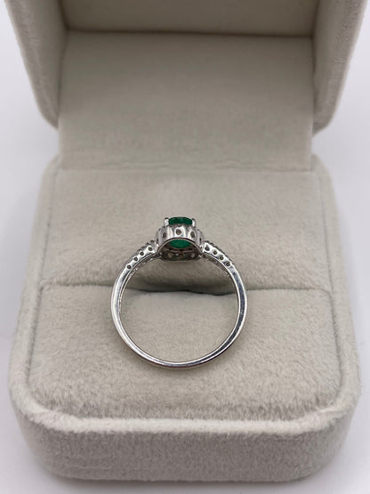 18ct white gold emerald and diamond ring