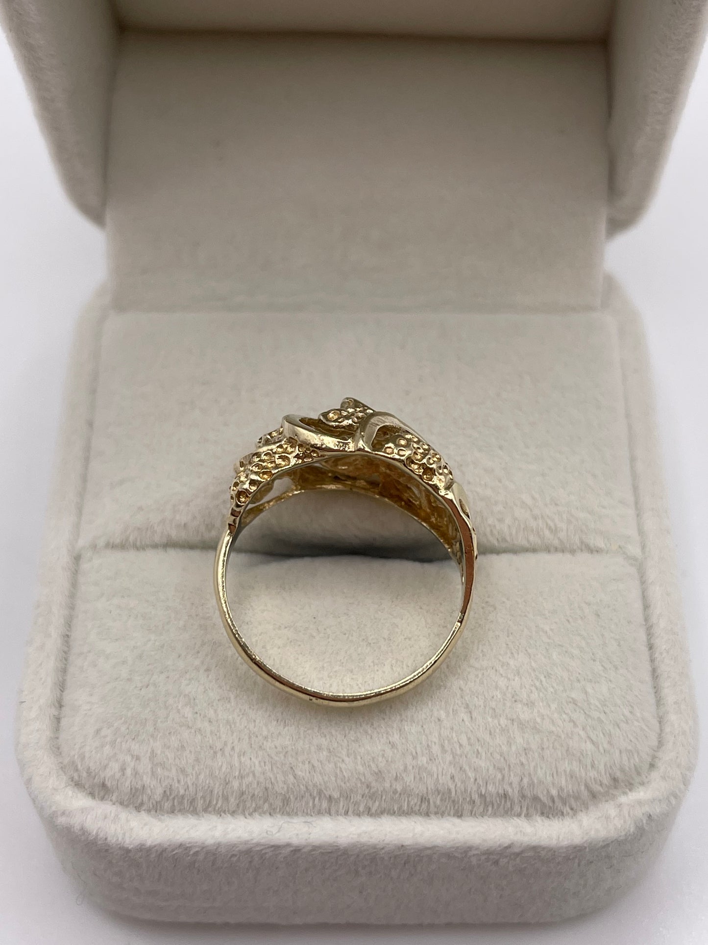 9ct gold ring