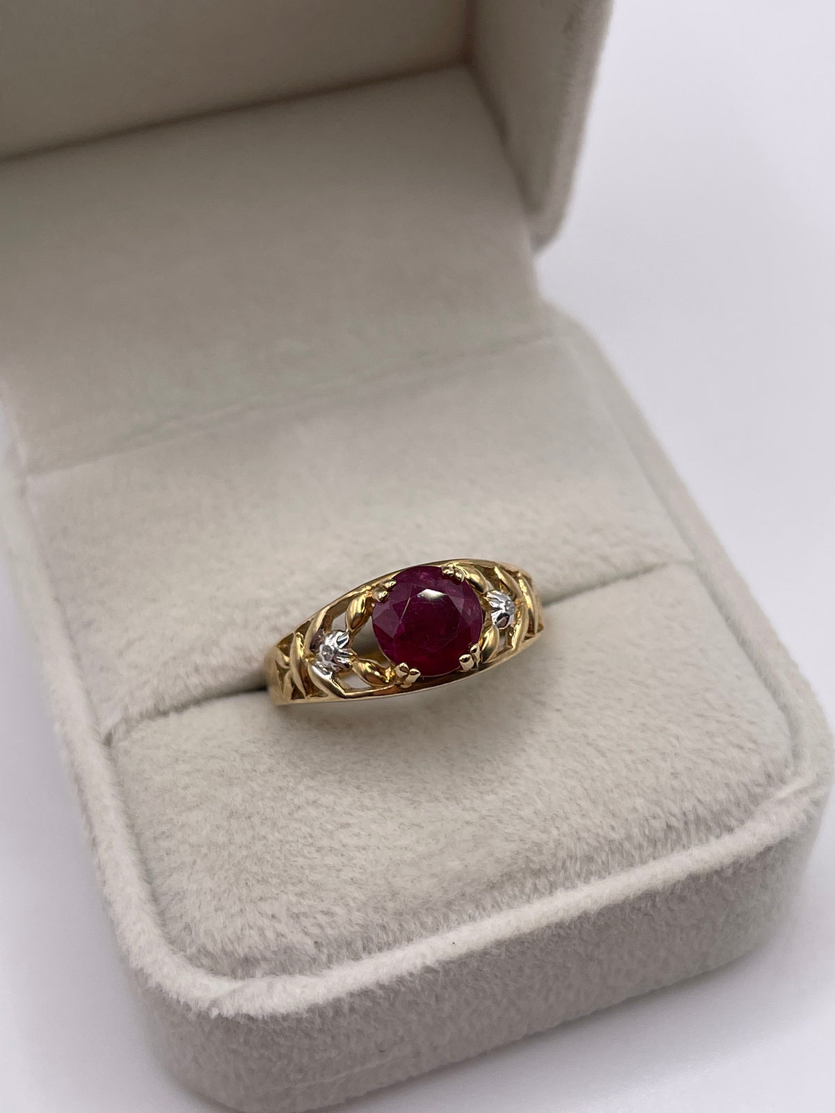 9ct gold ruby and diamond ring