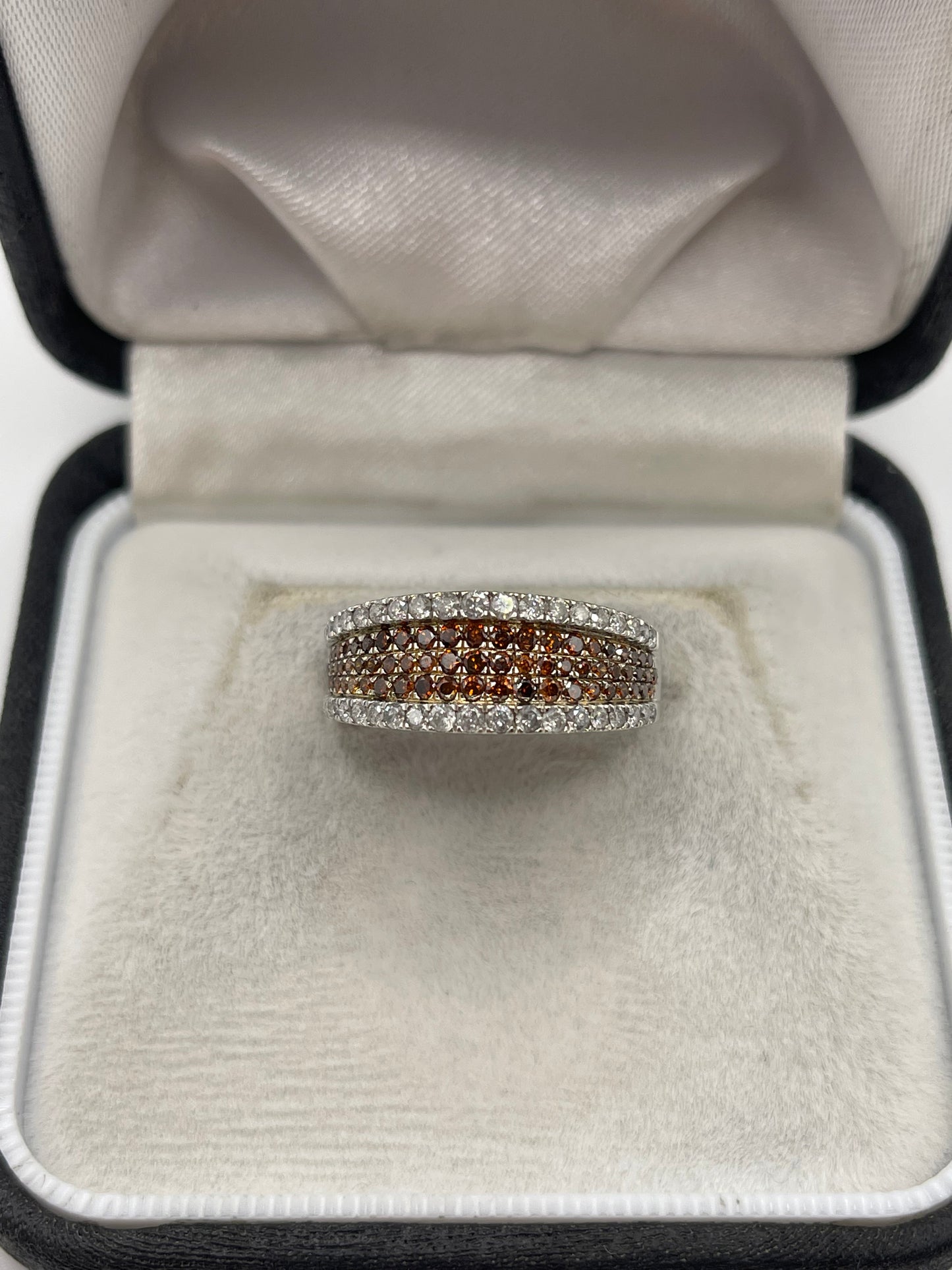 9ct white gold diamond cluster ring