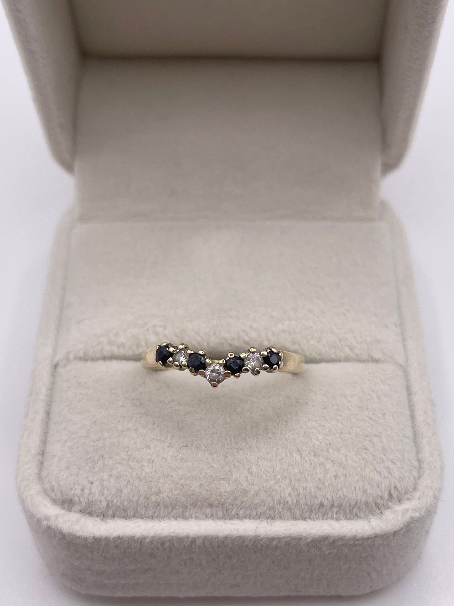 9ct gold sapphire and cz wishbone ring