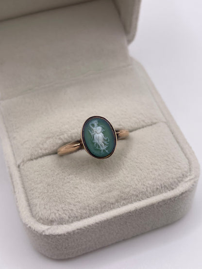Antique 9ct rose gold cameo ring