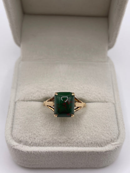 9ct gold bloodstone ring