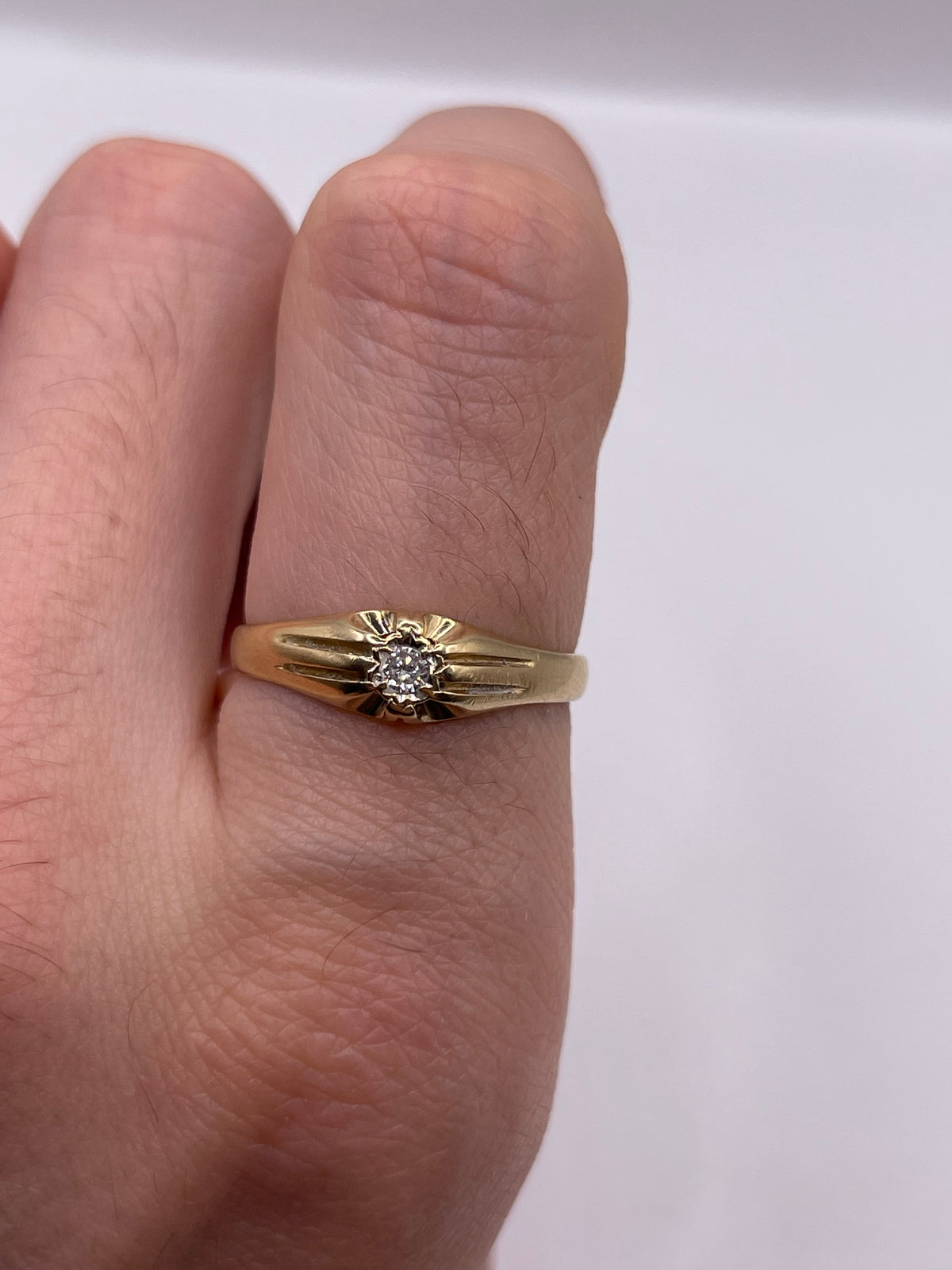 9ct gold diamond gypsy ring