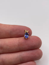 Load image into Gallery viewer, 9ct gold tanzanite pendant
