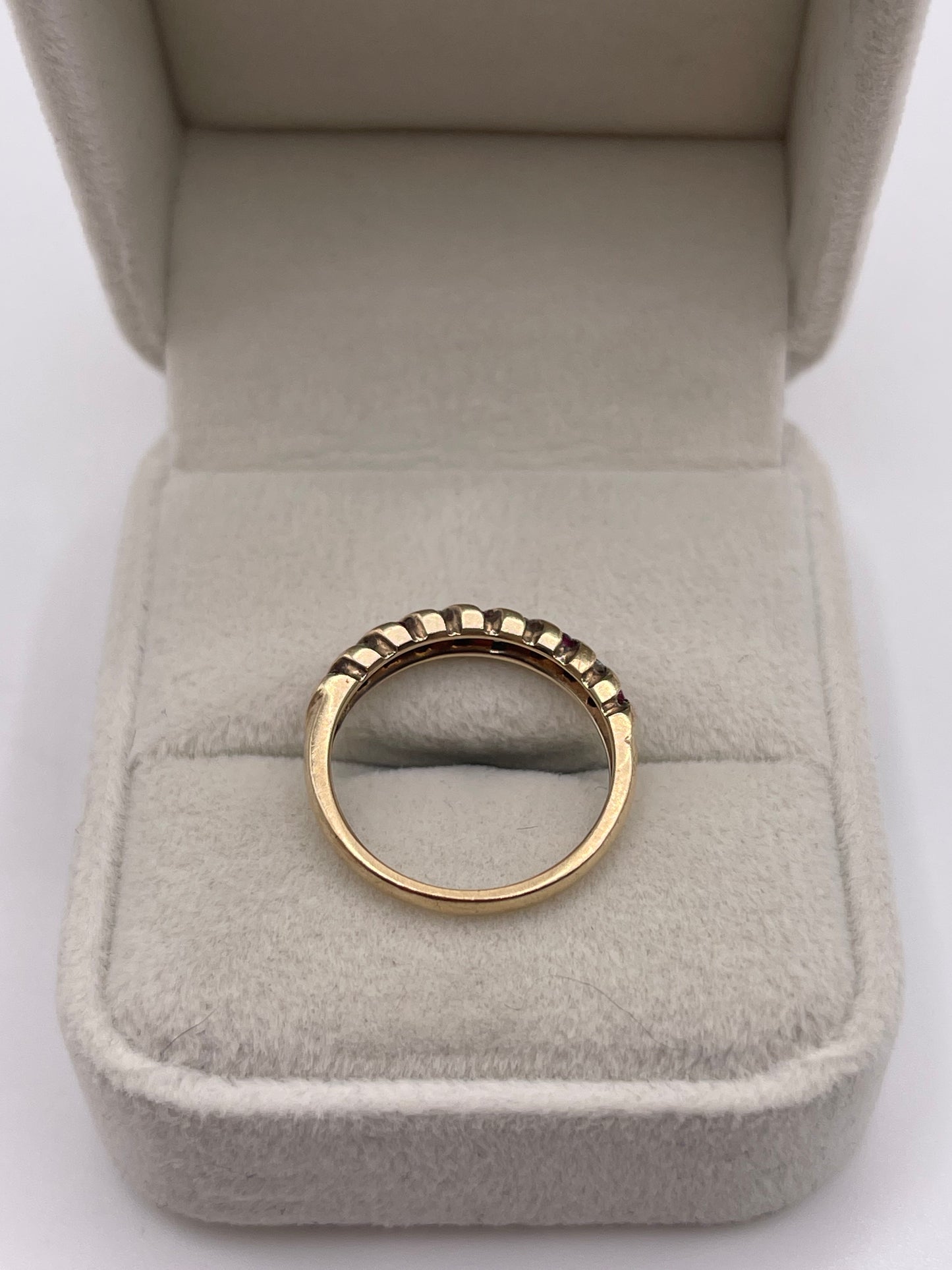 9ct gold ruby and diamond ring