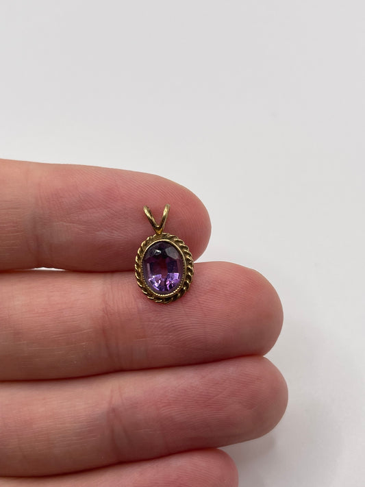9ct gold amethyst pendant