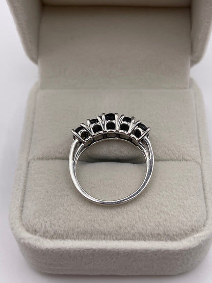 9ct white gold star sapphire ring