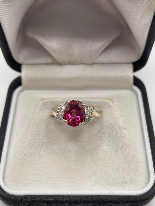 9ct gold tourmaline and diamond ring