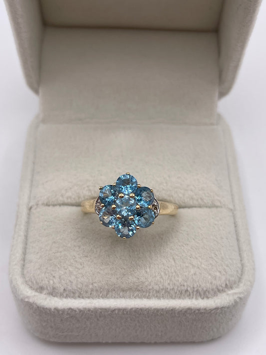 9ct gold topaz and diamond ring