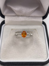 Load image into Gallery viewer, Silver orange sapphire ring
