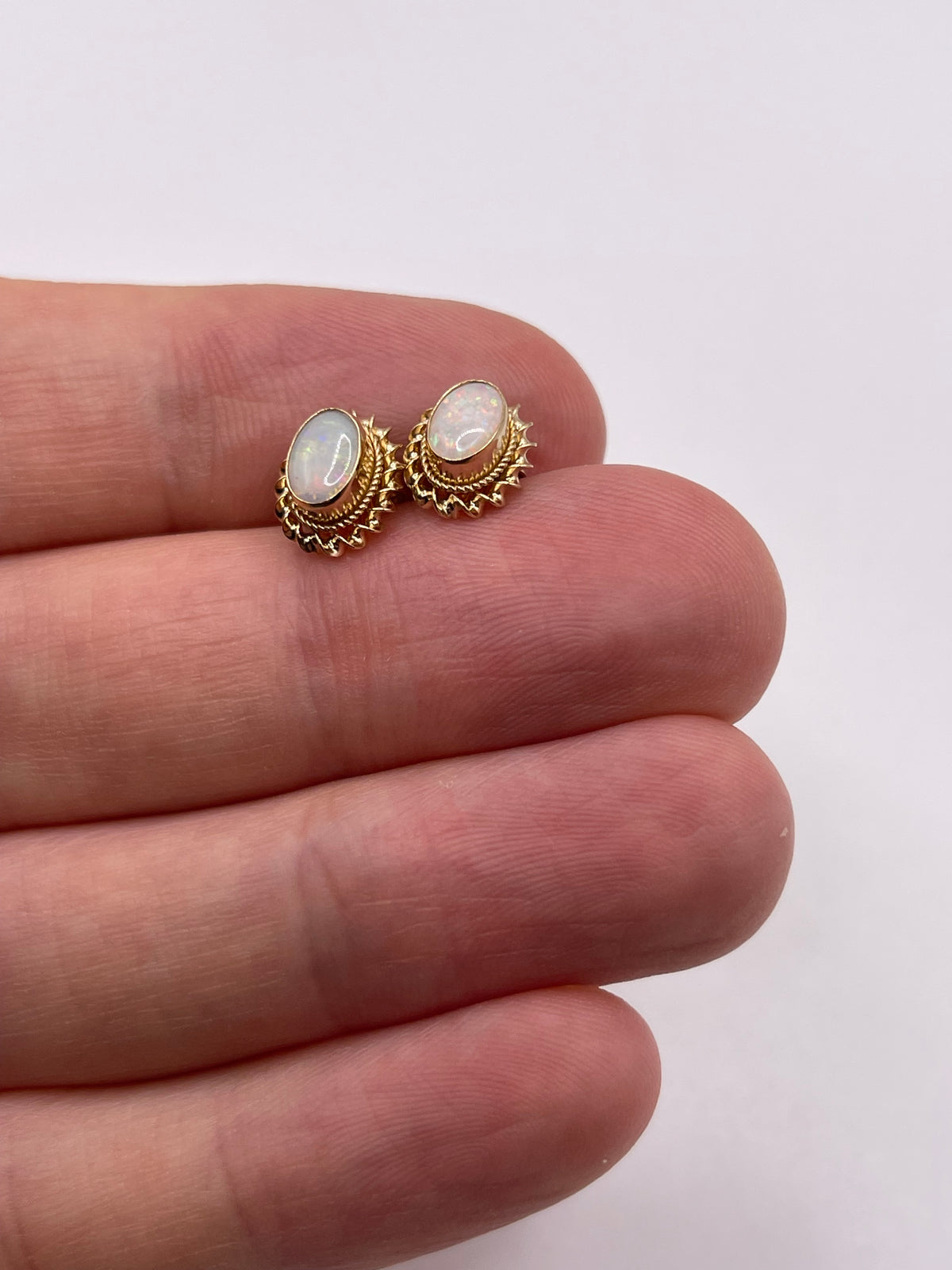 9ct gold opal earrings