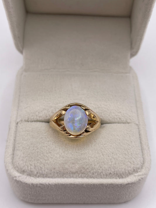 9ct gold opal gypsy ring