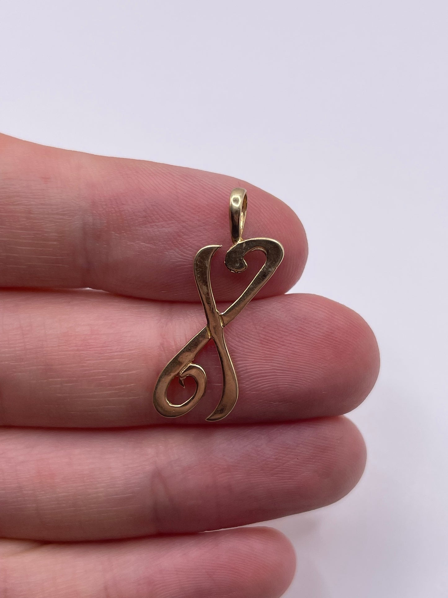 9ct gold initial X pendant