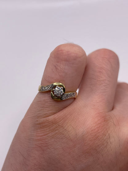 18ct gold diamond ring
