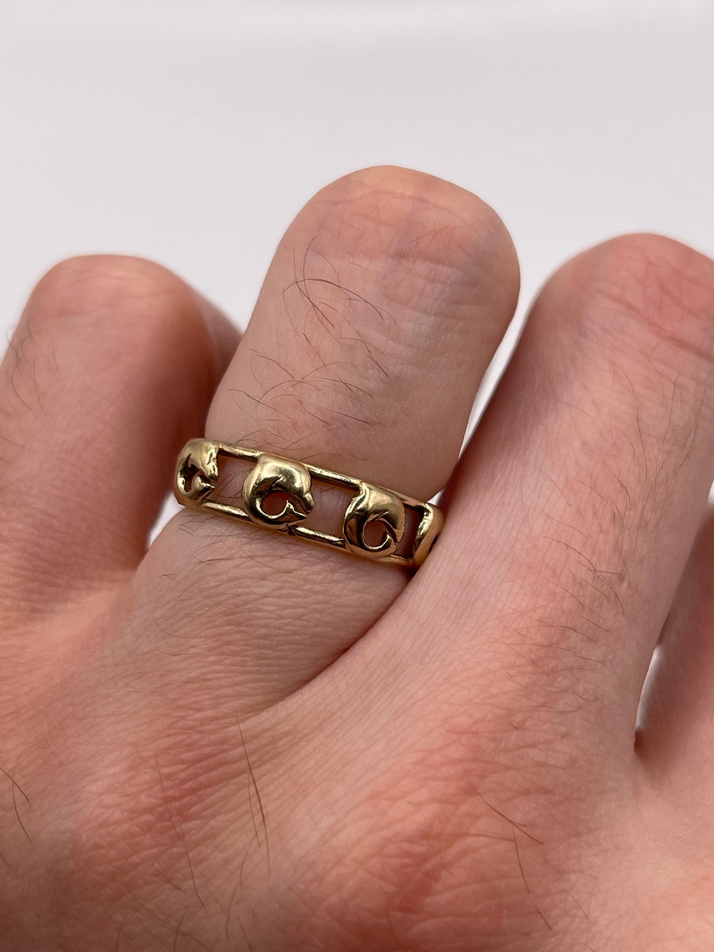 9ct gold dolphin ring