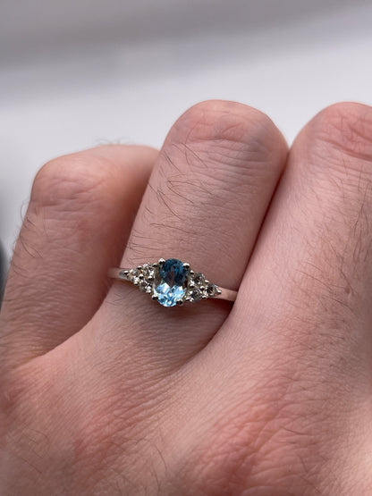 Silver topaz ring