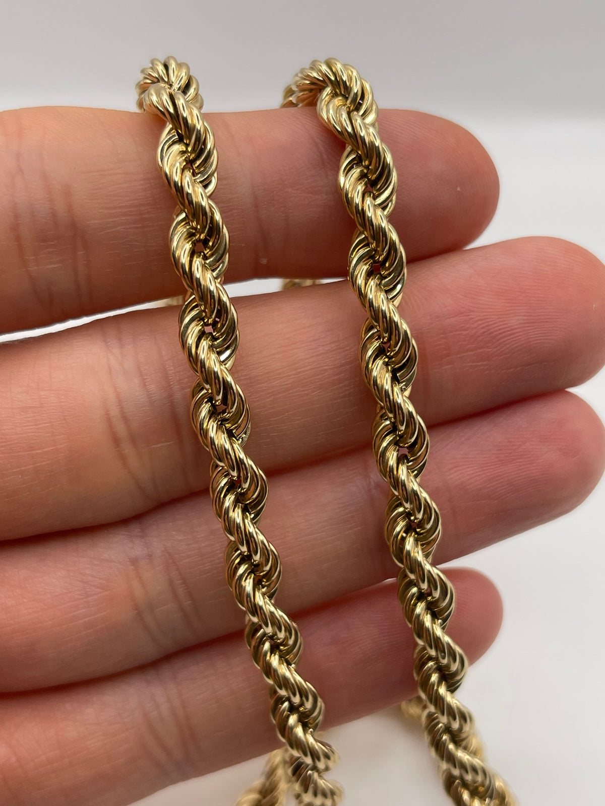 9ct gold chain 516
