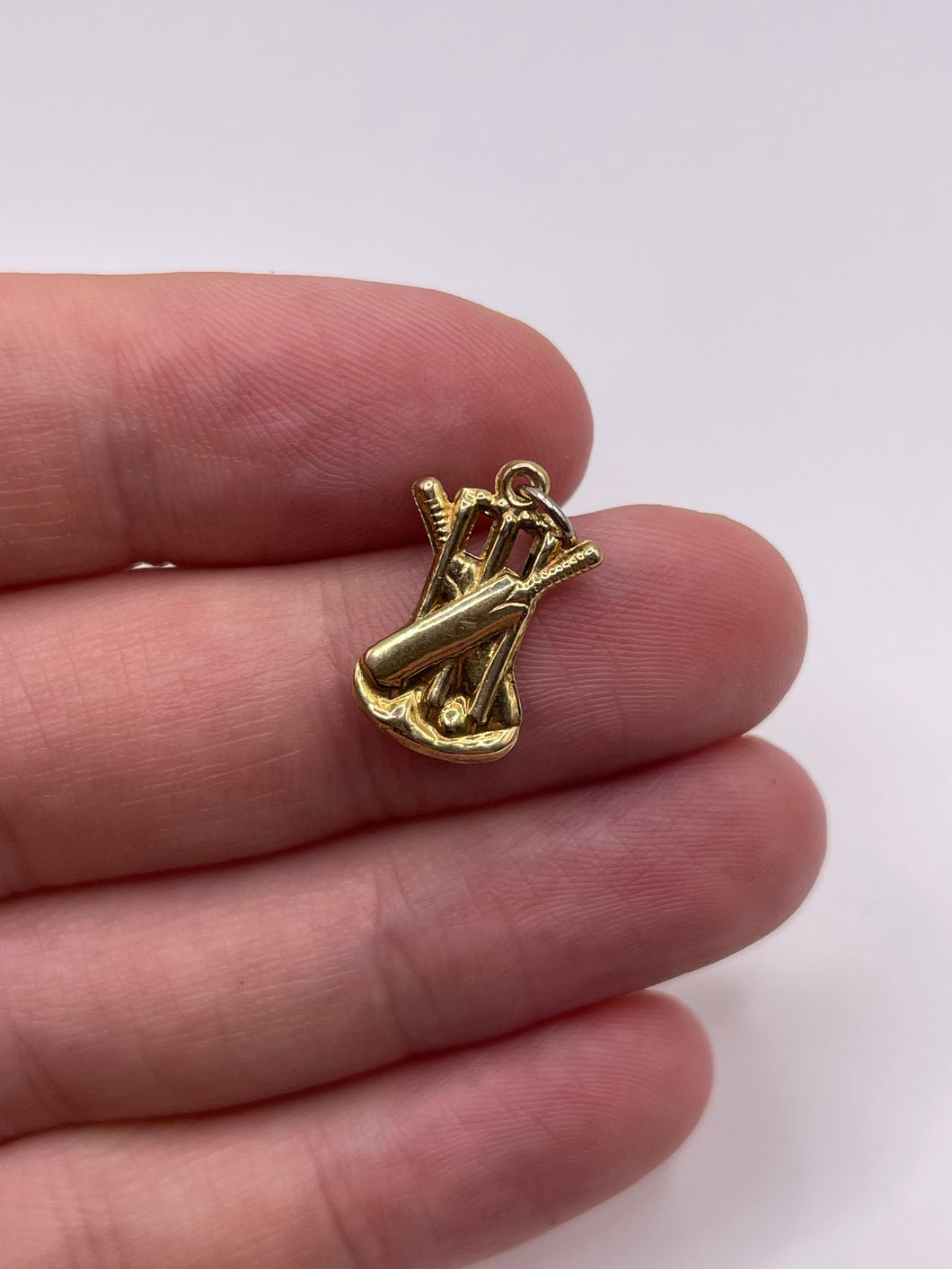 9ct gold cricket charm