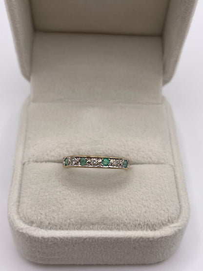 9ct gold emerald and diamond ring