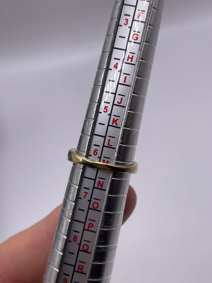 9ct gold diamond ring